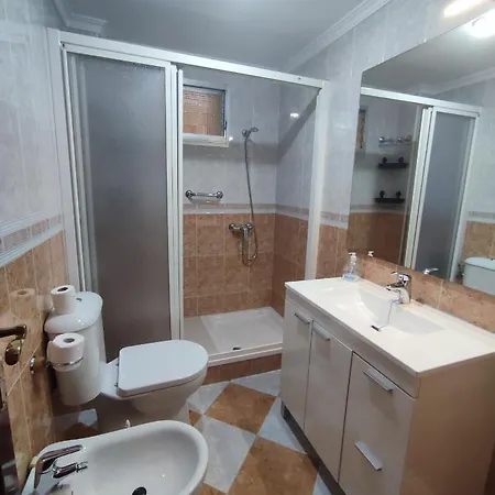 Precioso Piso, 3 Dormitorios, Aire Acondicionado Apartment
